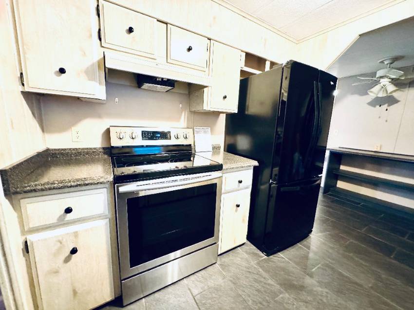 244 Hummingbird Lane a Winter Haven, FL Mobile or Manufactured Home for Sale